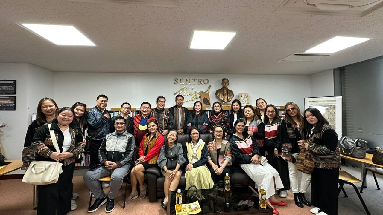 12 PHOTO_Japan.Phil Embassy