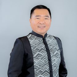 010 Reynaldo M. Rosas